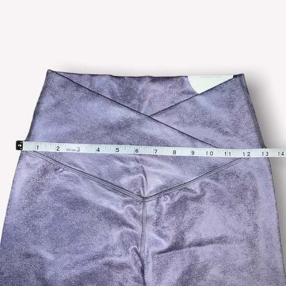 High-Waisted aerie Offline The Hugger Crossover leggings - Picture 8 of 11